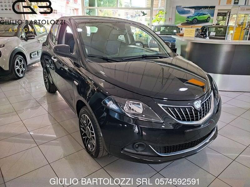 Lancia Ypsilon 1.0 FireFly 5 porte S&S Hybrid Platino