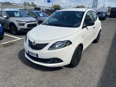 Lancia Ypsilon Ypsilon 1.0 FireFly 5 porte S&S Hybrid Silver