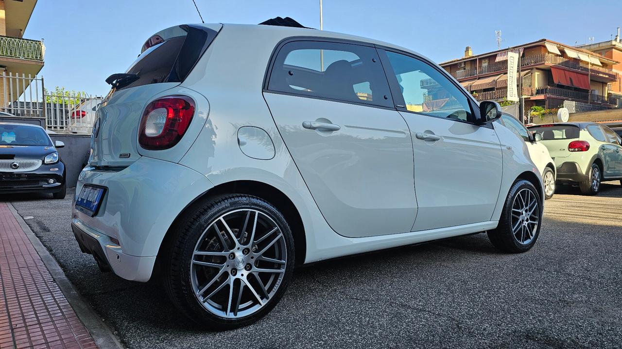 Smart ForFour BRABUS XCLUSIVE CABRIO 109cv UNIPRO' FULL WHITE FULL OPT