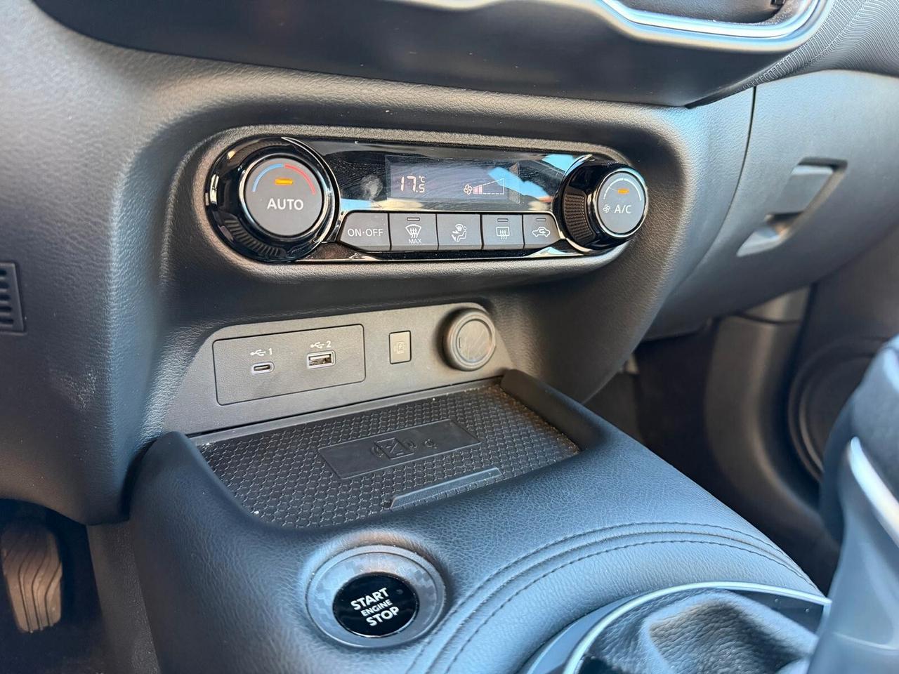 Nissan Juke 1.0 DIG-T 114 CV DCT N-Connecta