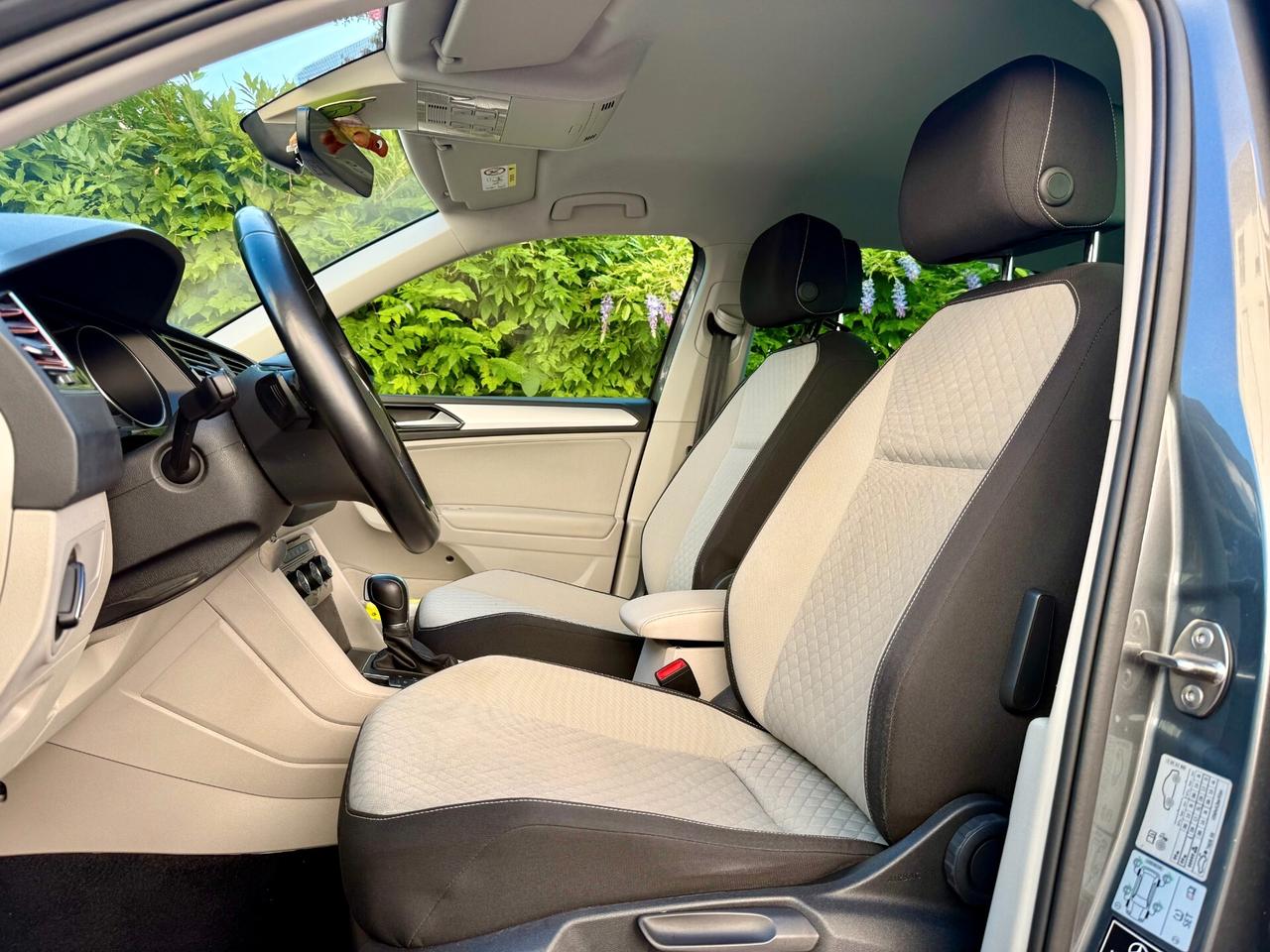 Volkswagen Tiguan 2.0 tdi BMT Style 150cv dsg TAGLIANDI CERTIFICATI