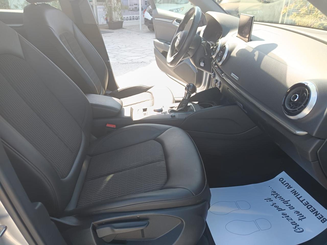 Audi A3 SPB 30 TDI S tronic Pack Sport Tua a 258€ al Mese