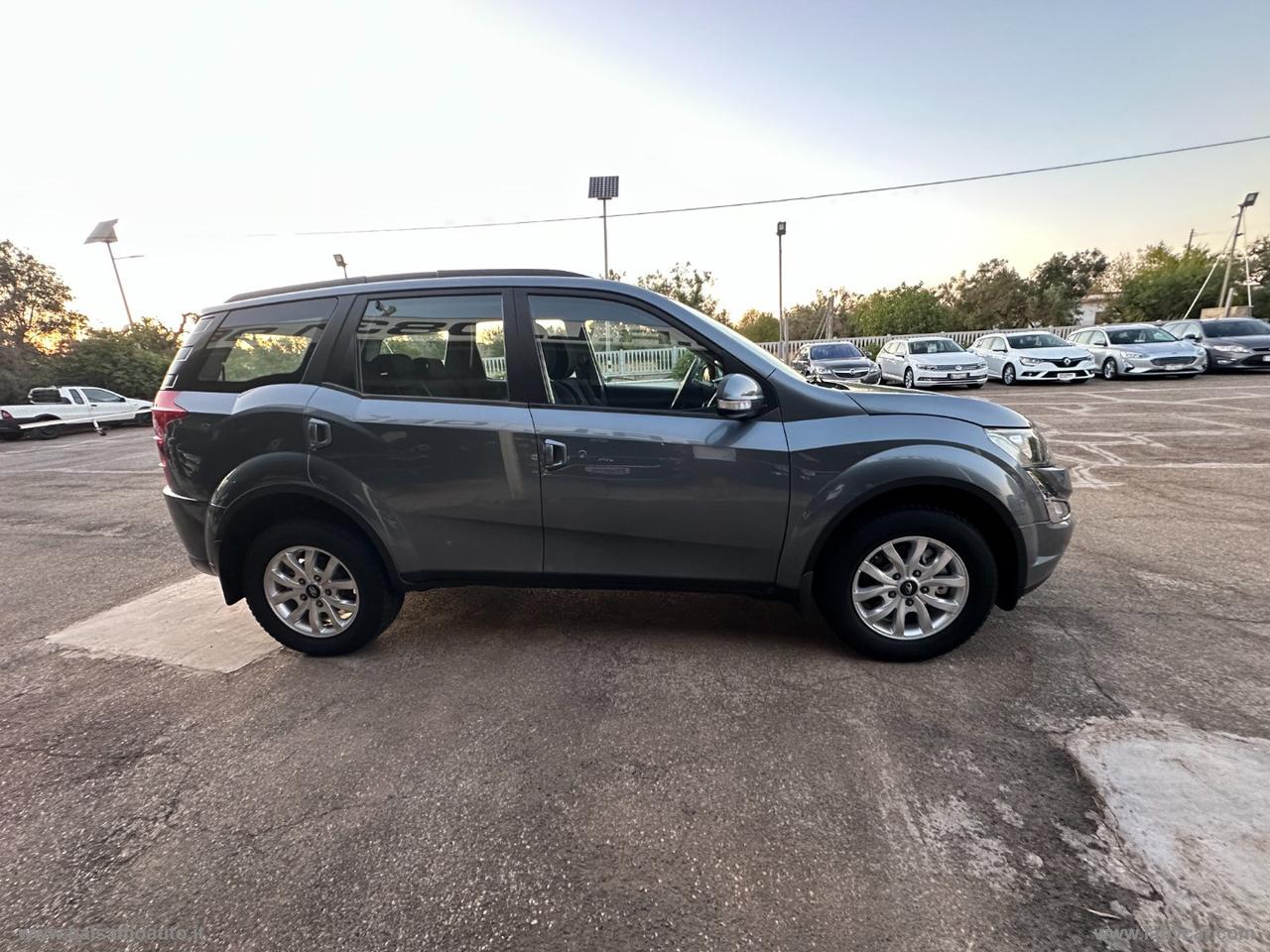 MAHINDRA XUV500 2.2 16V AWD W6