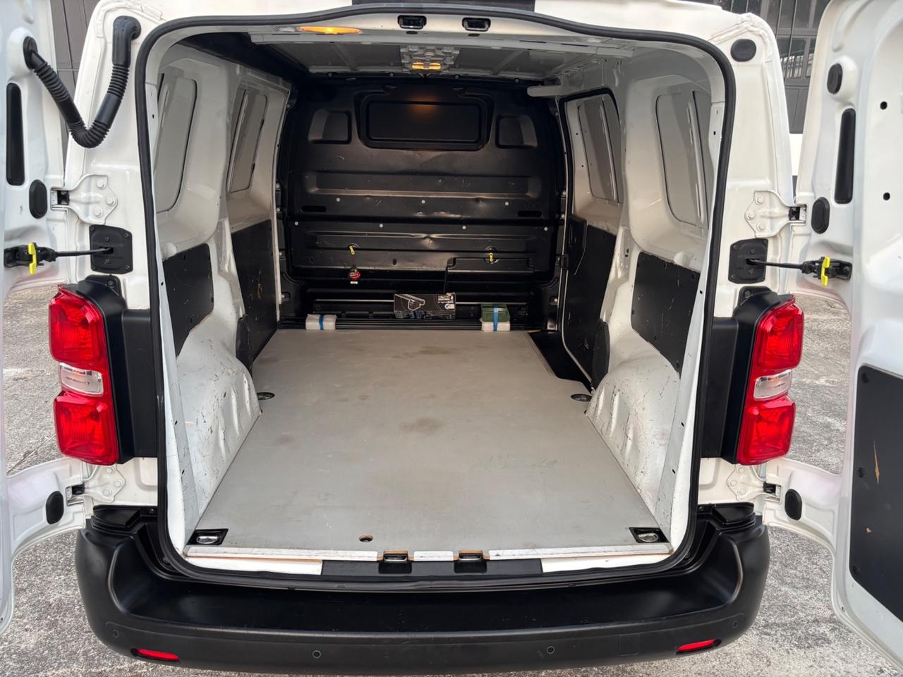 Opel Vivaro 1.5 Diesel 100CV. Garanzia 12 mesi