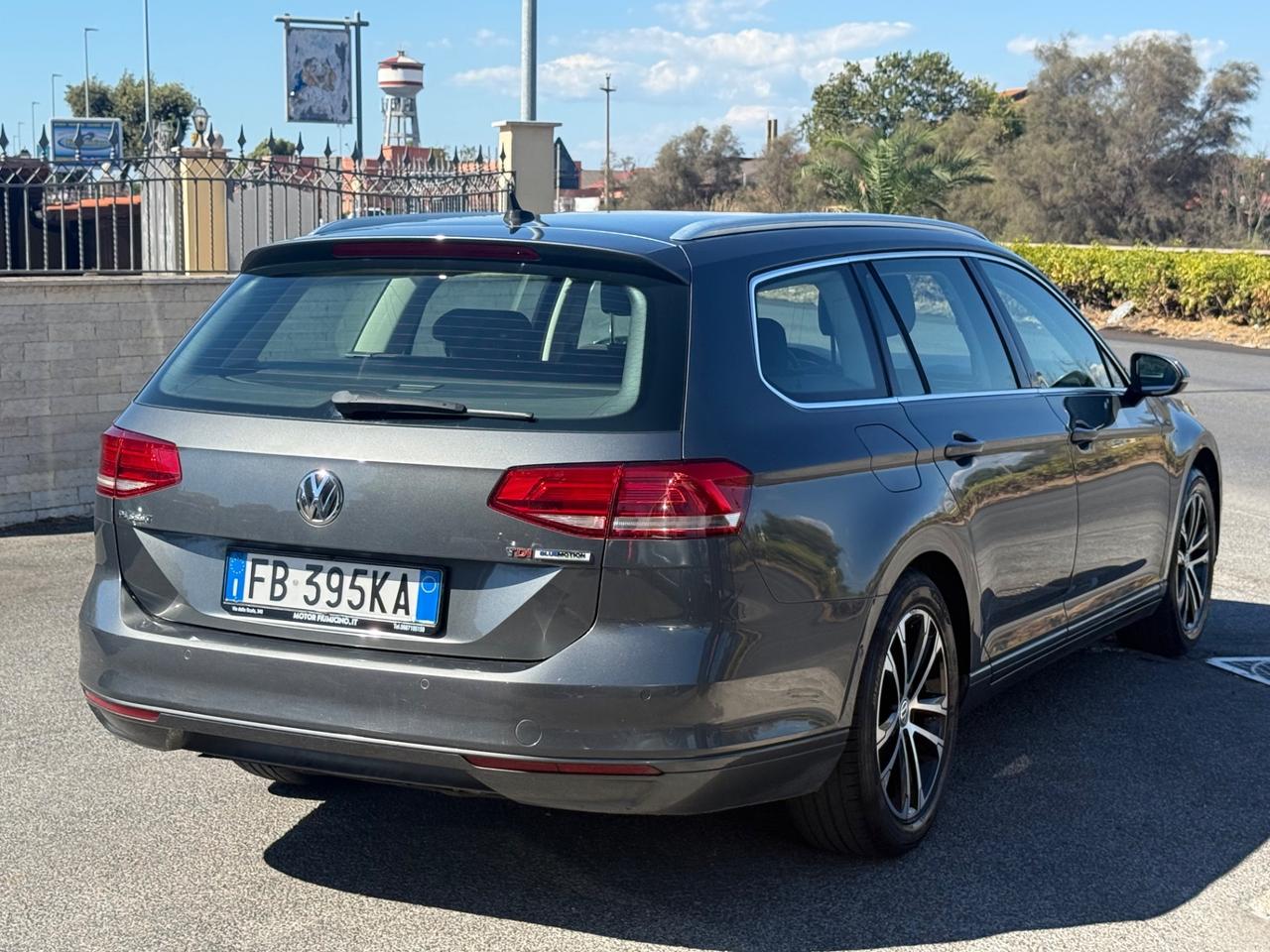 Volkswagen Passat 1.6 TDI DSG Comfortline BlueMotion Technology