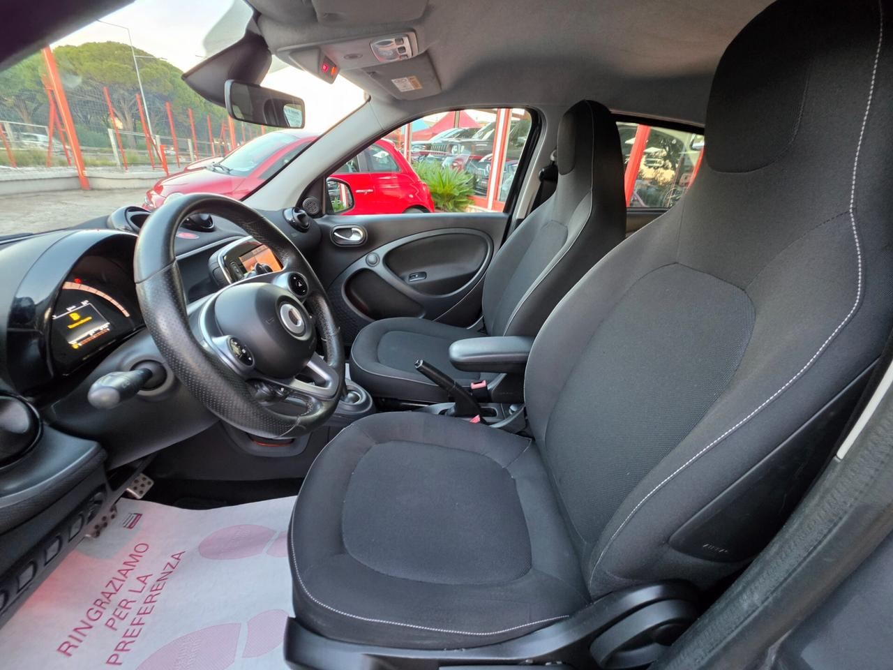 Smart Forfour 900 benzina 11/2016 Cv90 AUTOMATICA