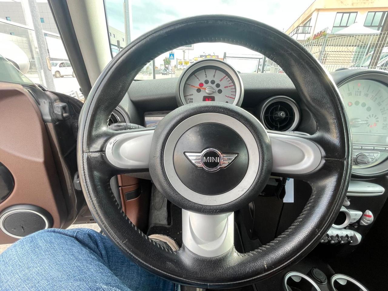 Mini Cooper D Clubman 1.6 16V