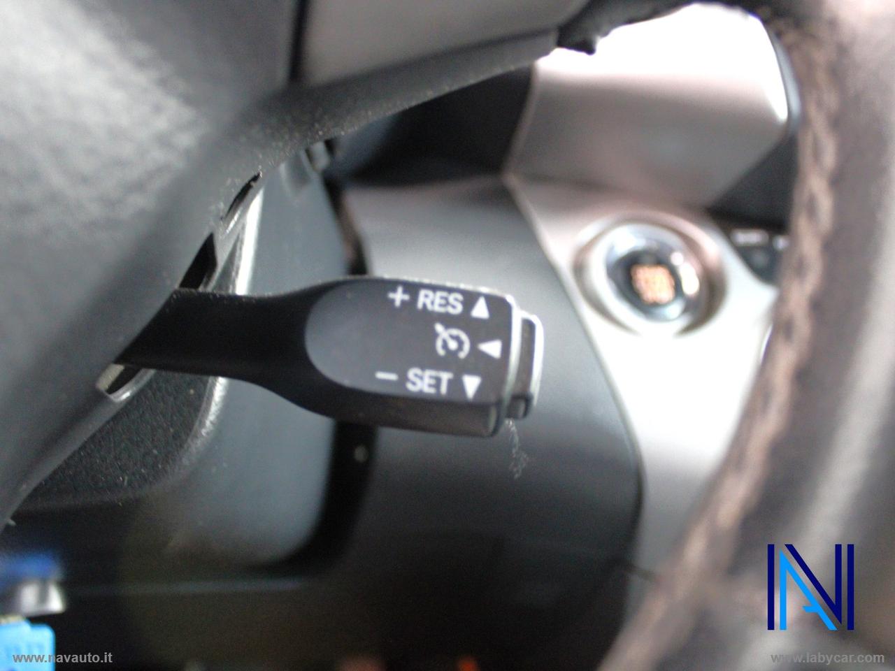 TOYOTA RAV4 2.2 D-4D 177 CV Luxury