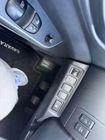 Nissan Navara 2.3dci d.cab Visia 4wd 163cv '19 Gancio Tapparella