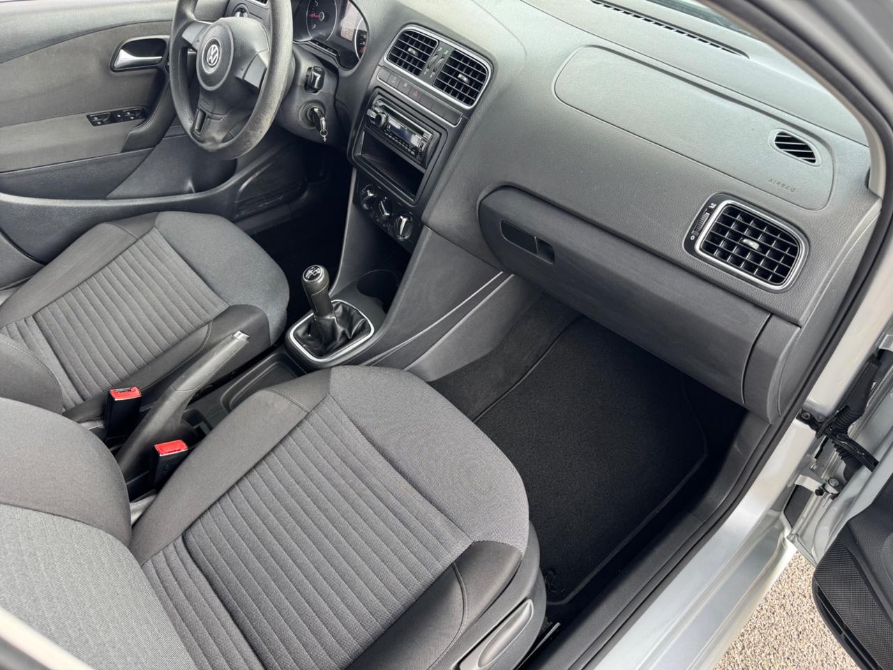 Volkswagen Polo 1.2 catena nuova idonea ai neopatentati