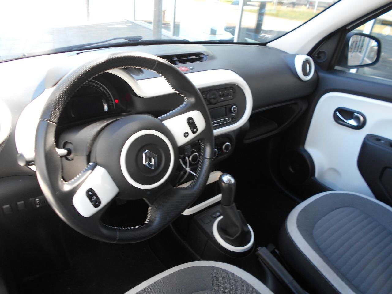 RENAULT TWINGO 1.0 SCE