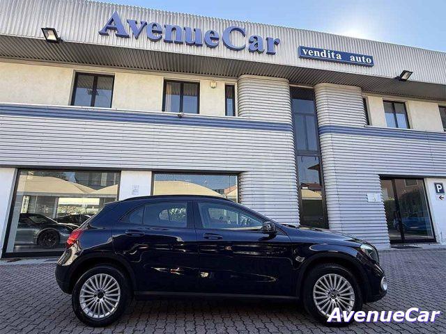 MERCEDES-BENZ GLA 180 d SPORT TELECAMERA NAVIGATORE SEDILI SPORTIVI