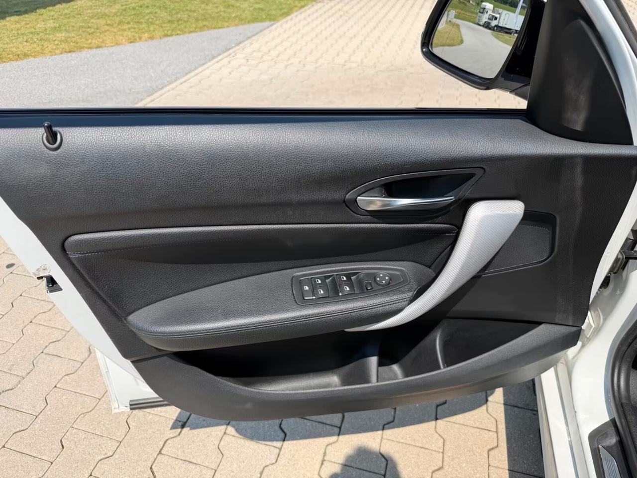 Bmw 118 i 5 porte. Edizione M Sport Shadow