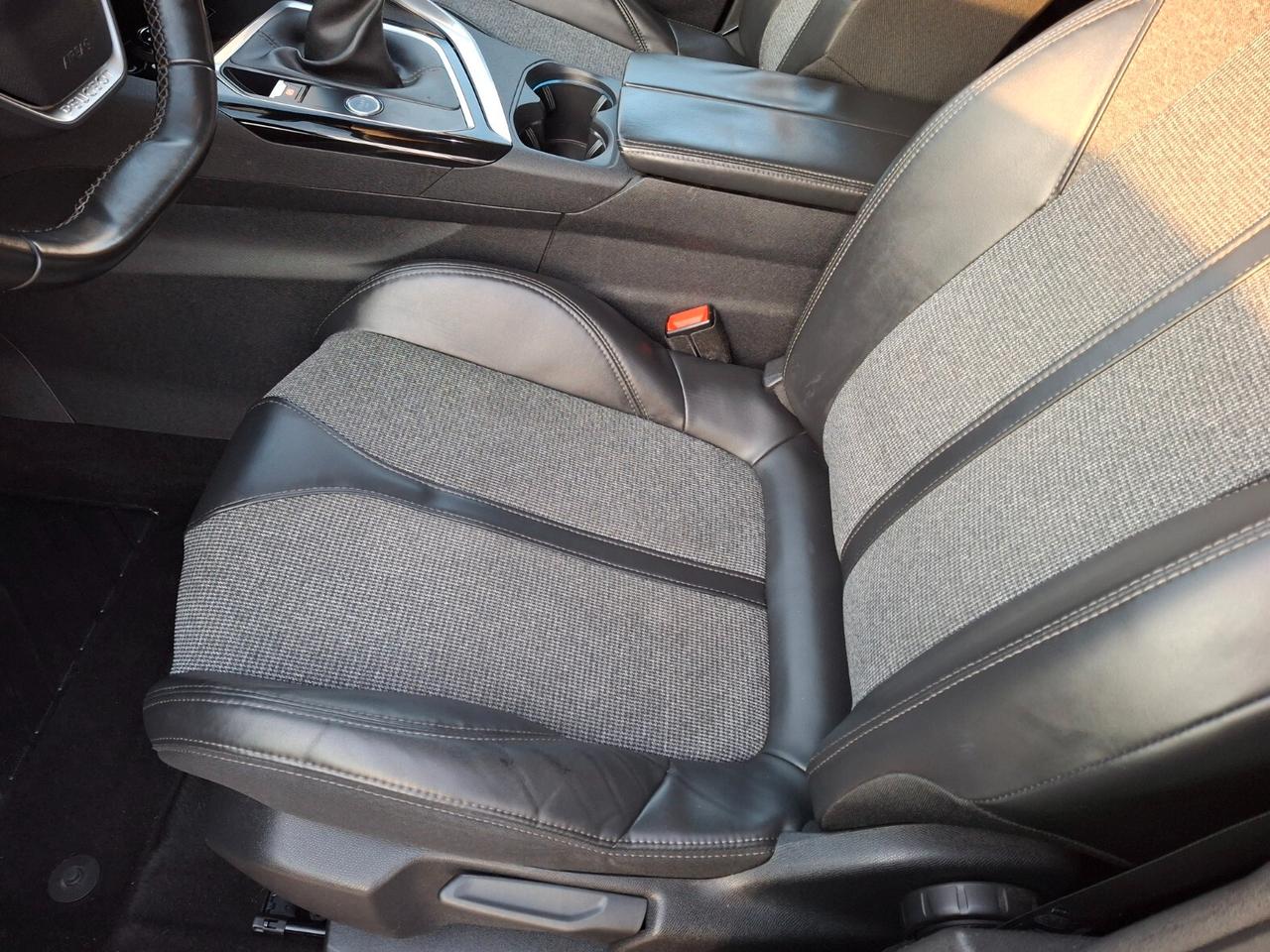 Peugeot 3008 BlueHDi 120 S&S Allure