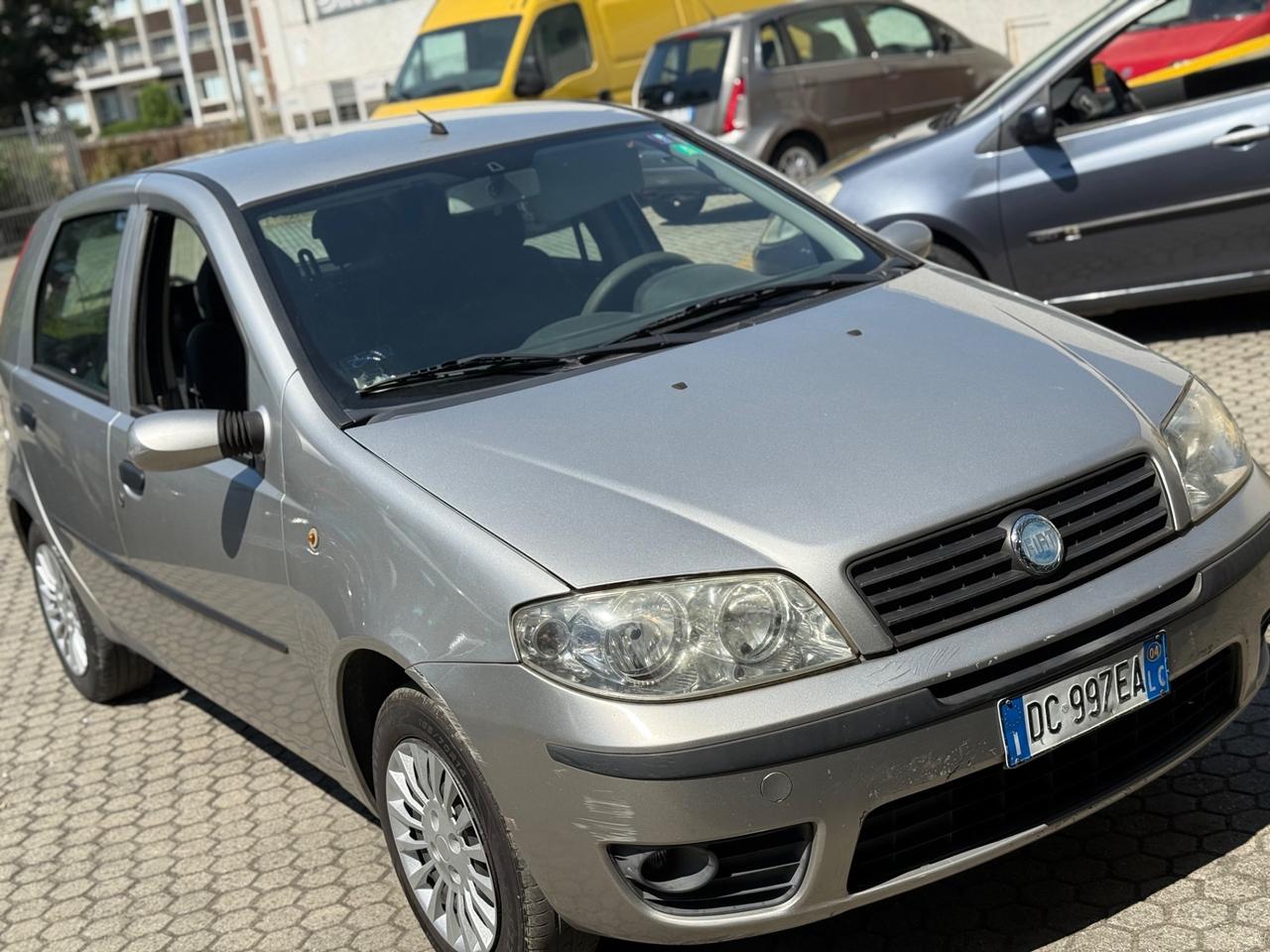 Fiat Punto 1.2i cat 5 porte ELX