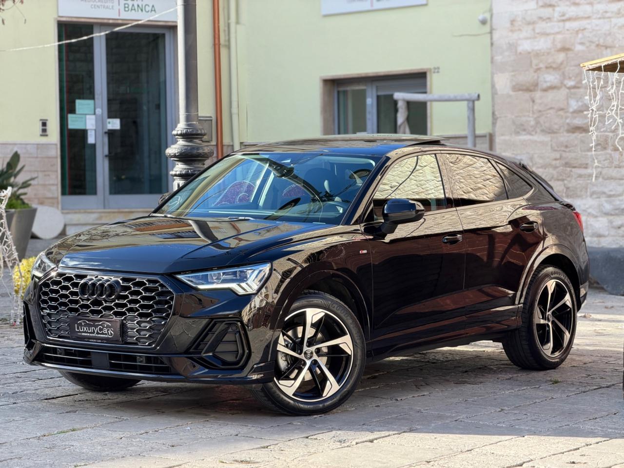 Audi Q3 35 TDI 2.0 150 CV SPORTBACK S LINE TETTO IDENTITY BLACK QUATTRO