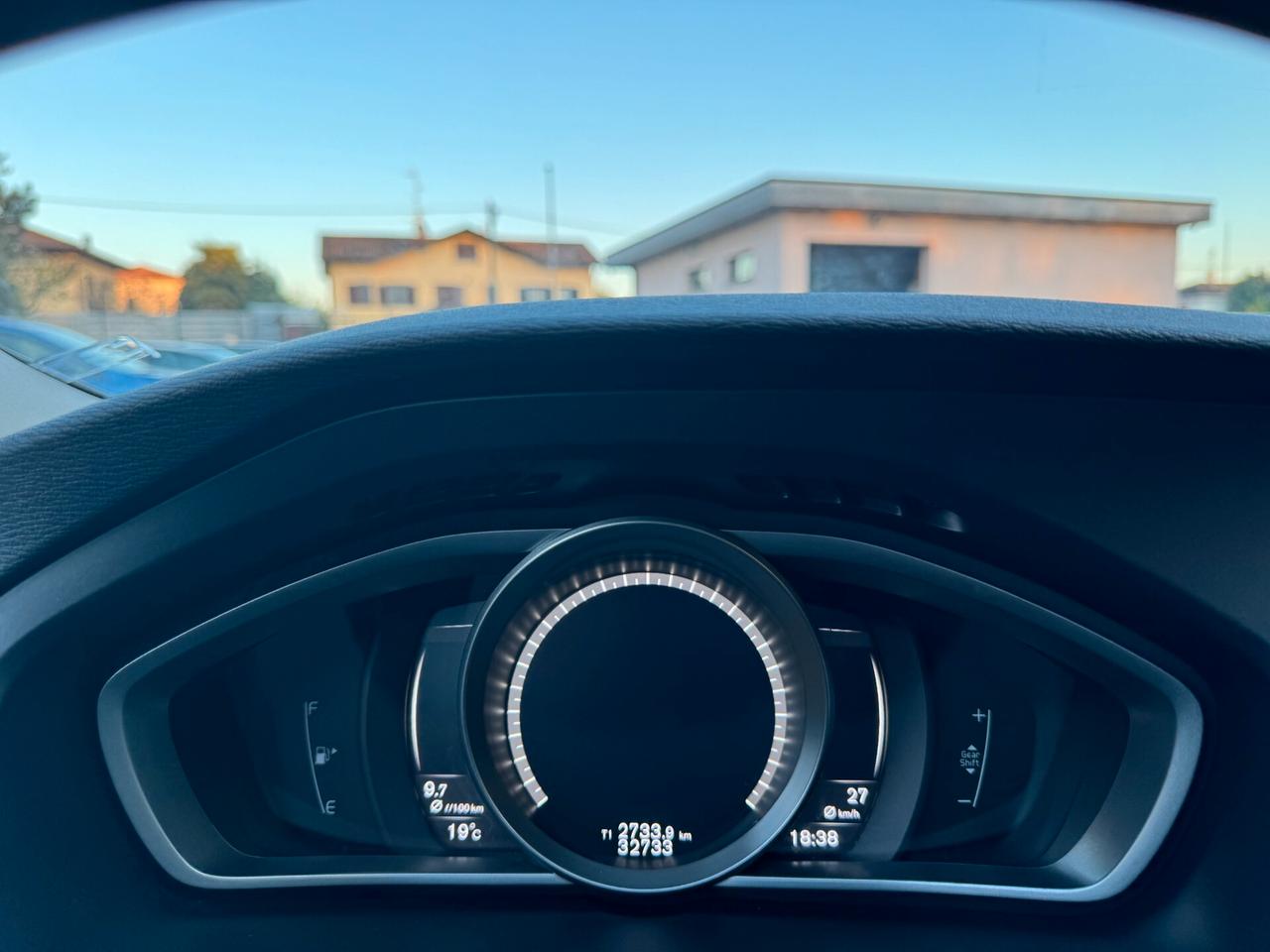 Volvo V40 T2