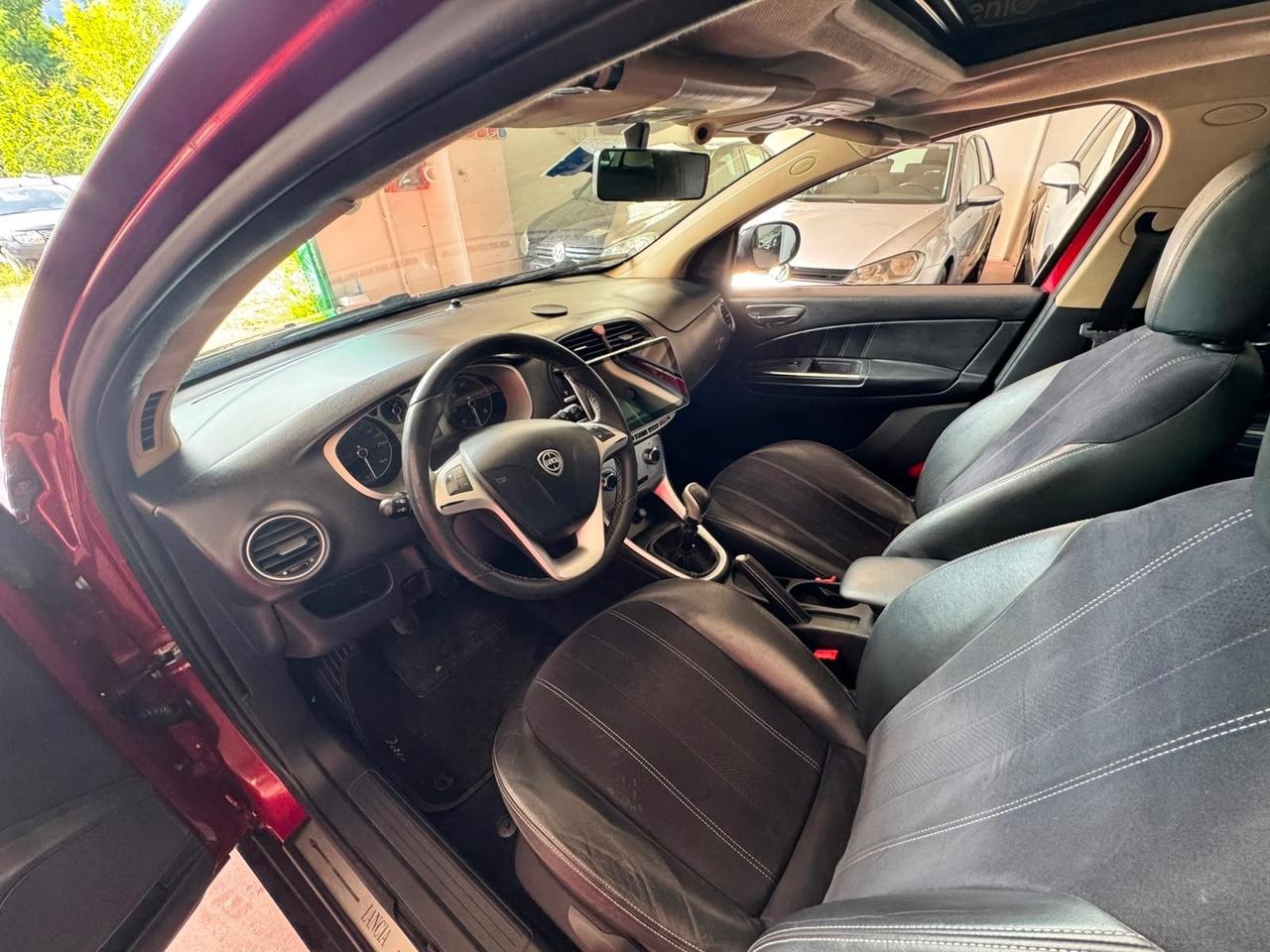 Lancia Delta 1.6 MJT DPF Platino NEOPATENTATI