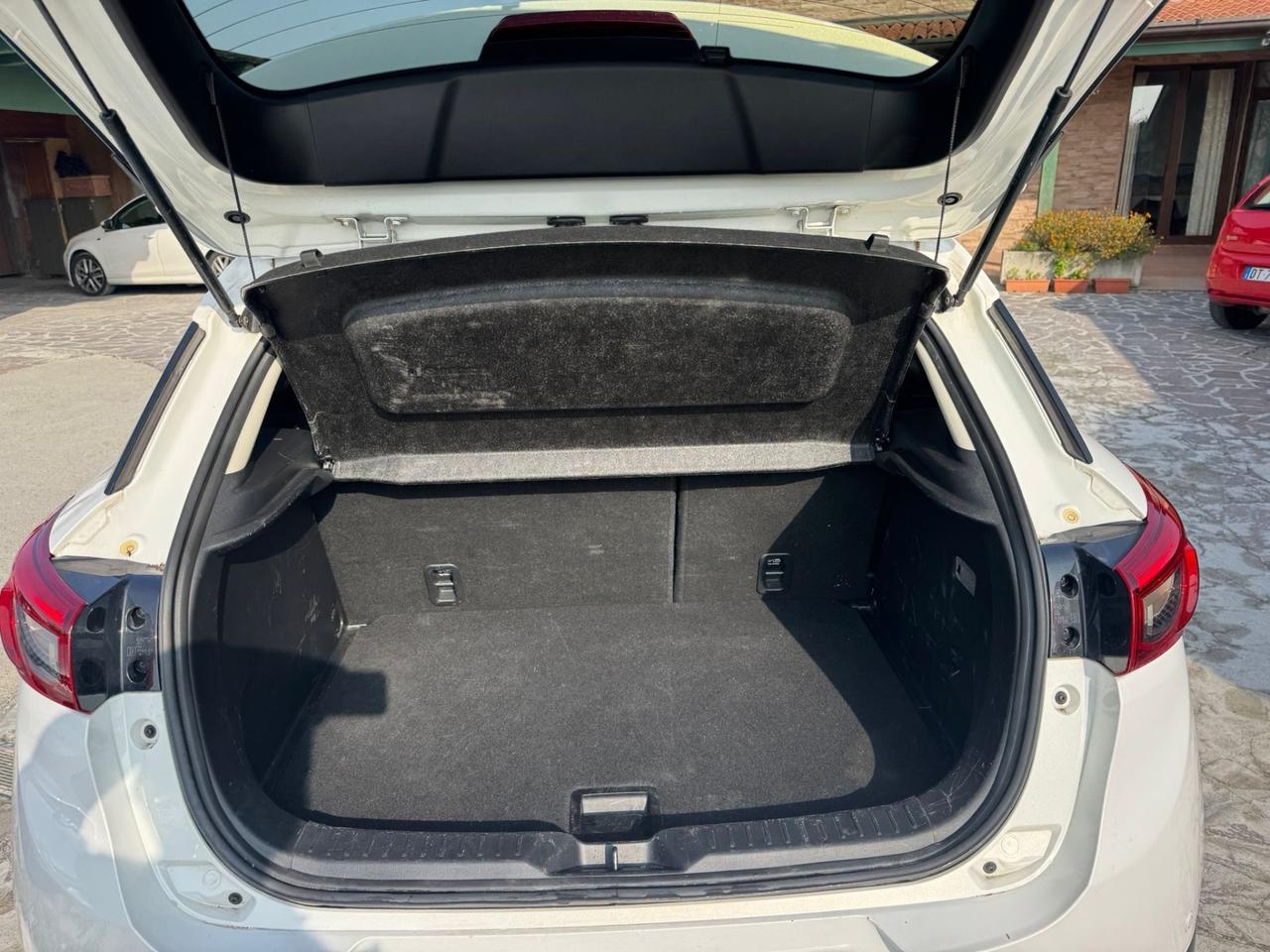 Mazda CX-3 1.5L Skyactiv-D Exceed neopatentati