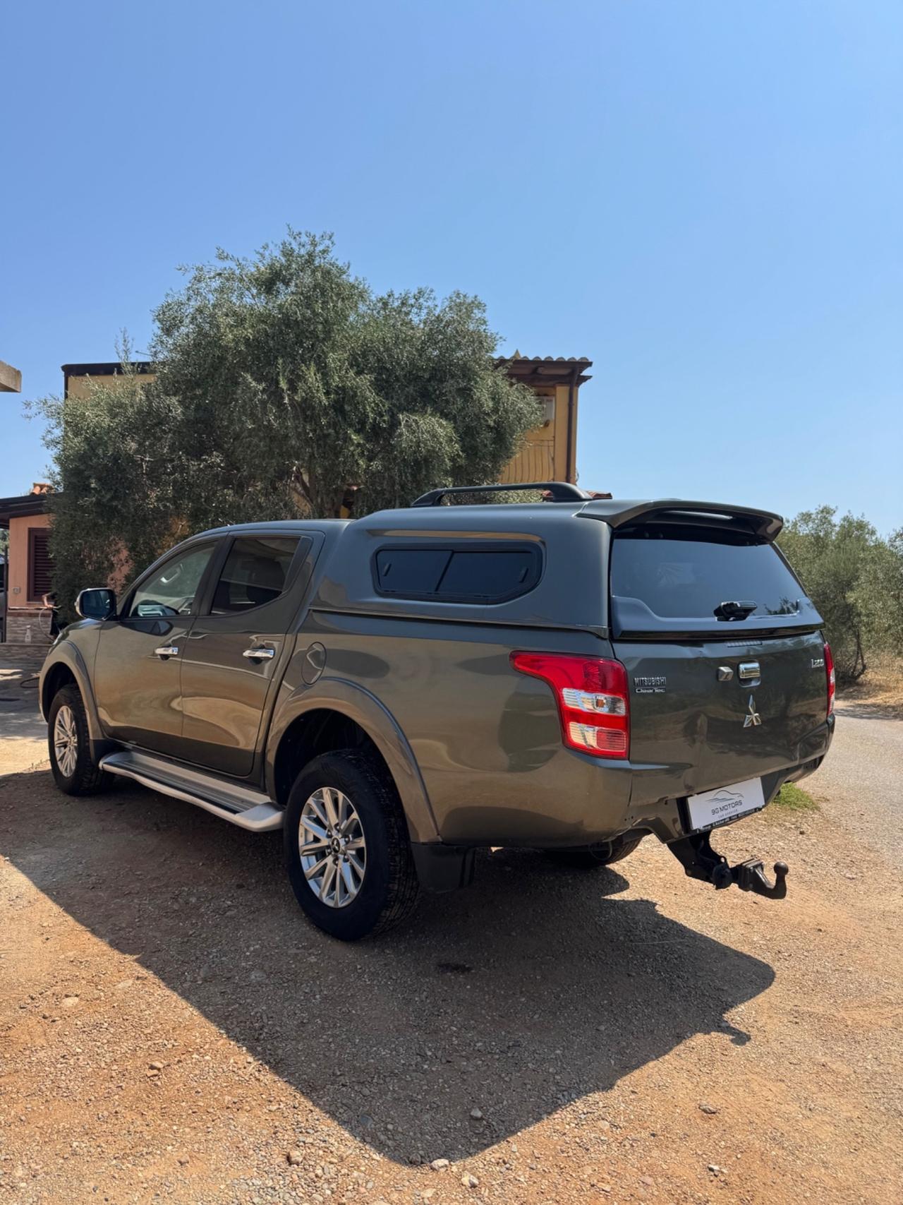 Mitsubishi L200 2.3 DID 4x4 180cv Gancio Traino