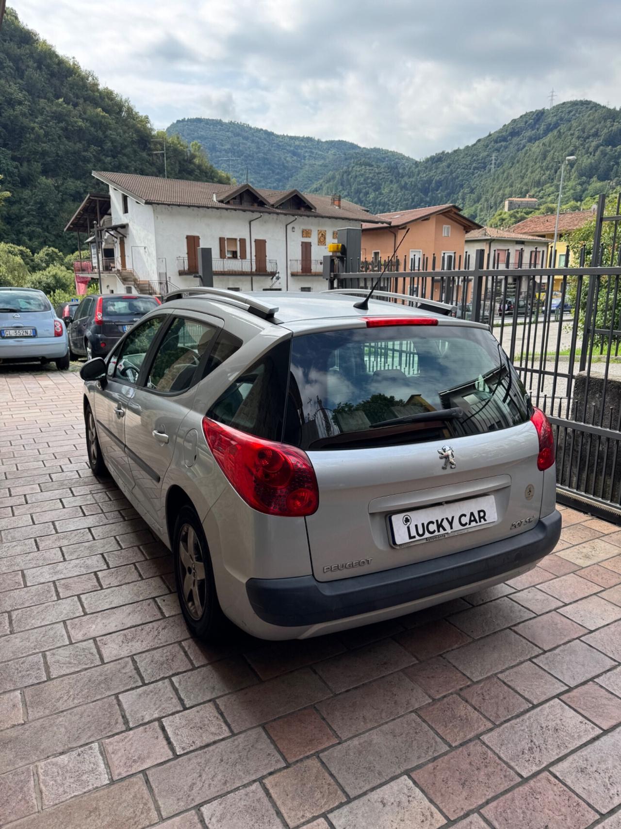 Peugeot 207 1.4 8V 75CV 5p. X Line ECO GPL