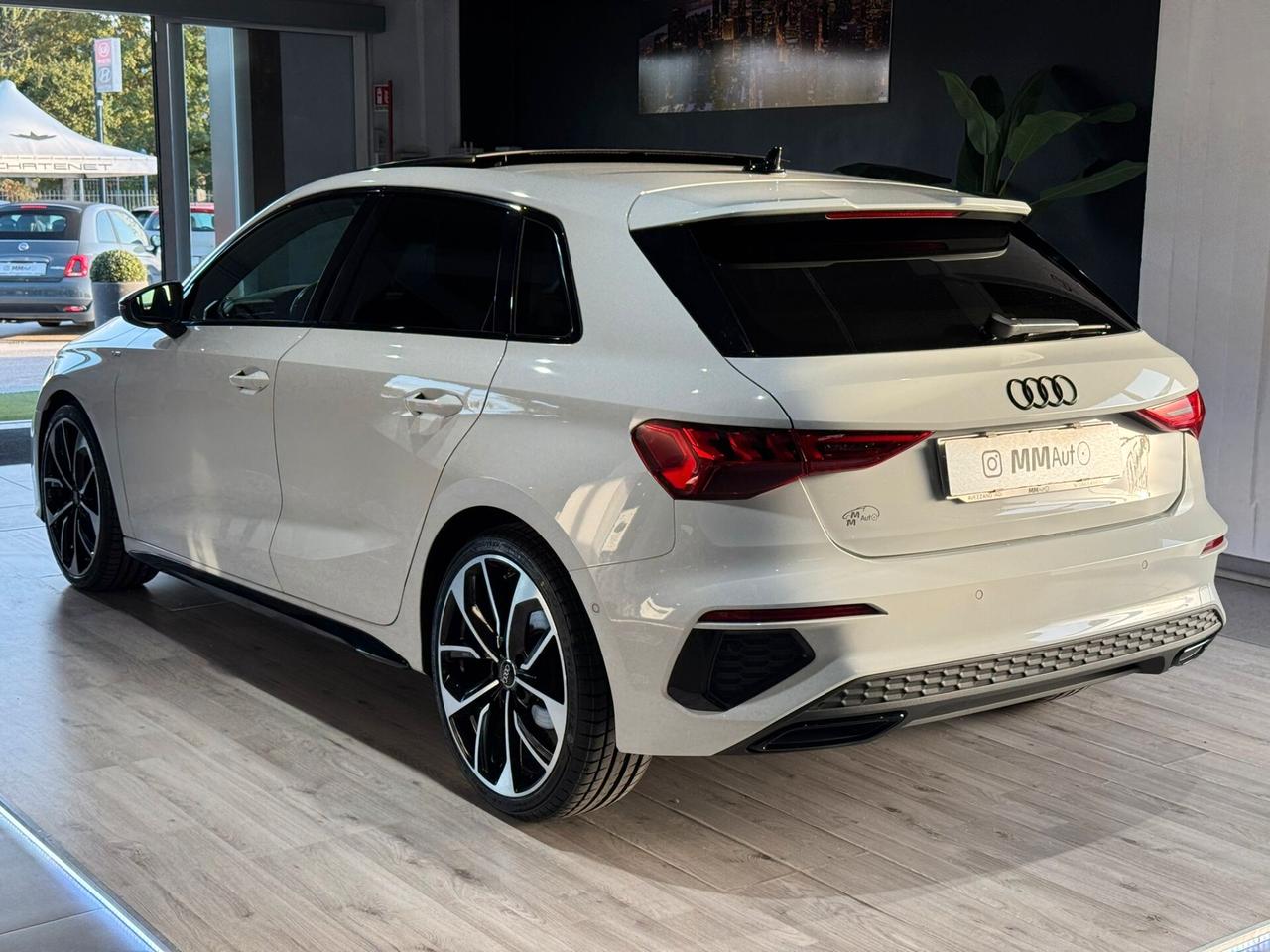 Audi A3 SPB 35 TDI S Tronic S-Line Identity Black