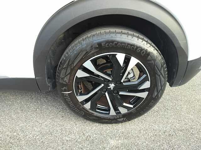 Peugeot 2008 PureTech 100 S&S Allure Pack