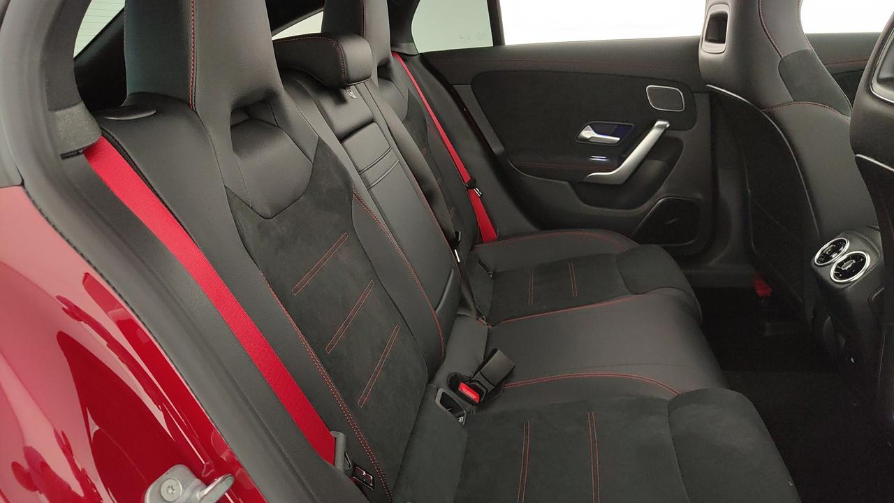 Mercedes-Benz CLA Shooting Brake AMG 35 AMG Line Premium Plus 4matic auto