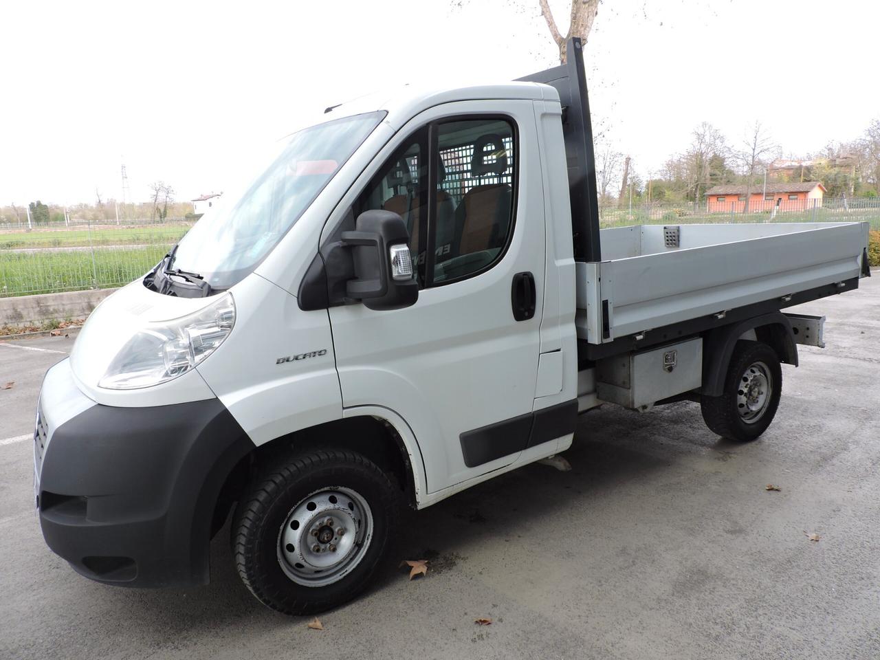 Fiat Ducato cassonato passo corto ruota singola trazione anteriore 2.2 TDi