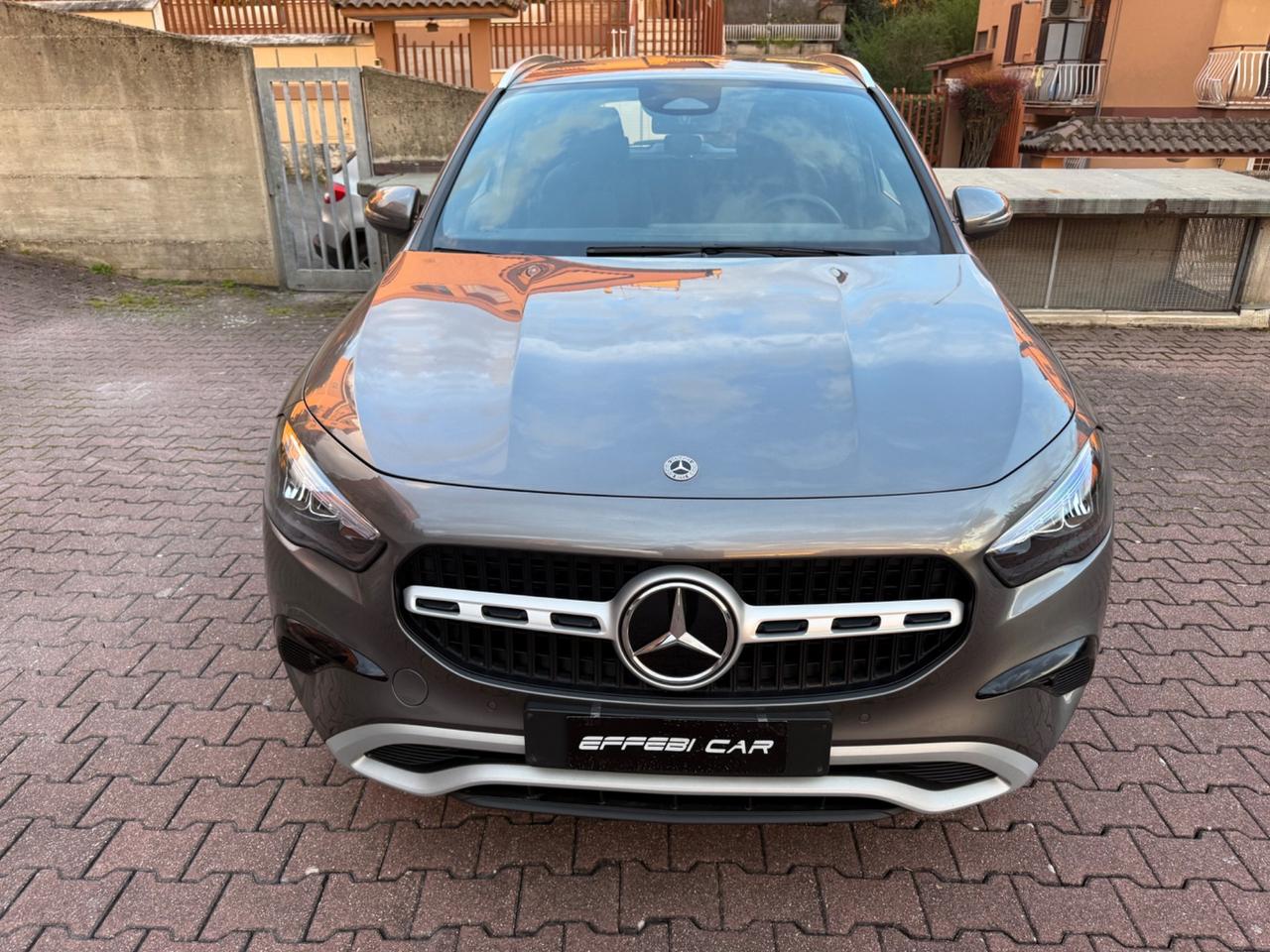 Mercedes-benz GLA 180 Mhev Aut. PARI AL NUOVO!