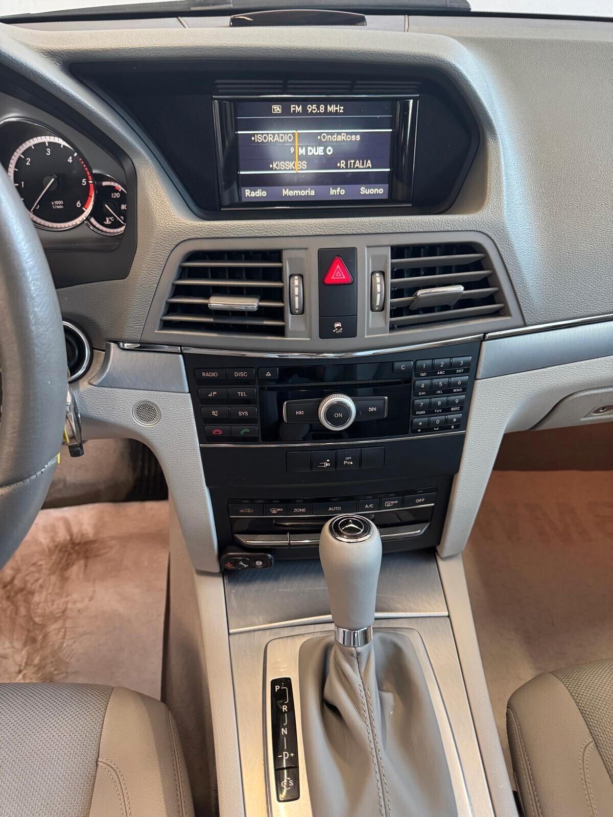 Mercedes-benz E 250 CDI Coupé BlueEFFICIENCY Avantgarde
