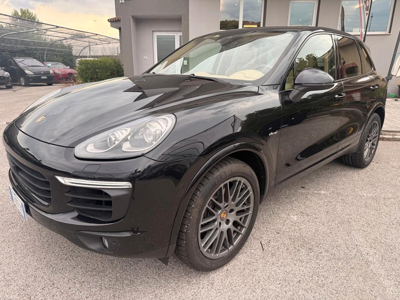 Porsche Cayenne 3.0 Diesel Platinum Edition