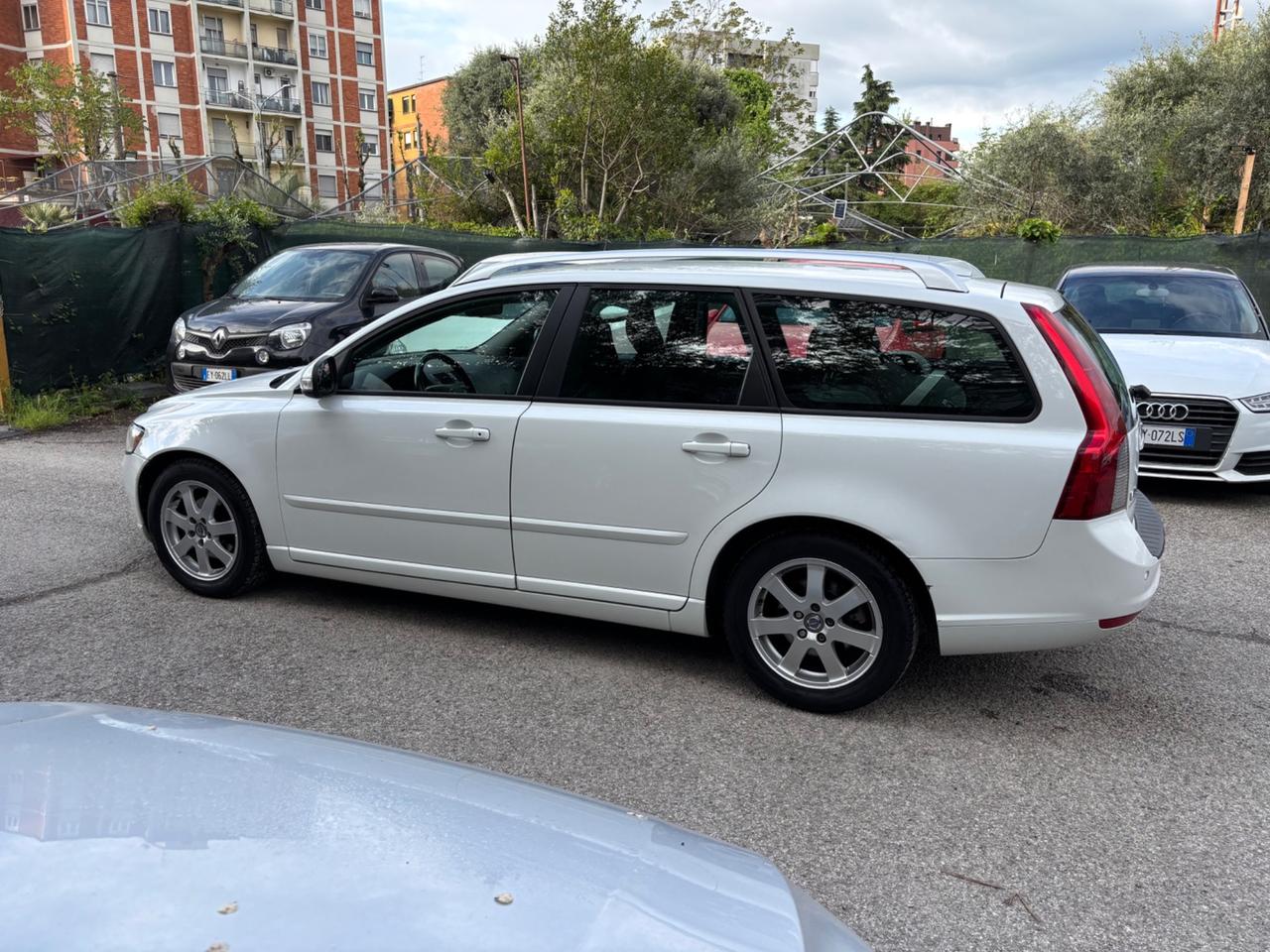 Volvo V50 D2 POLAR OK Neopatentati