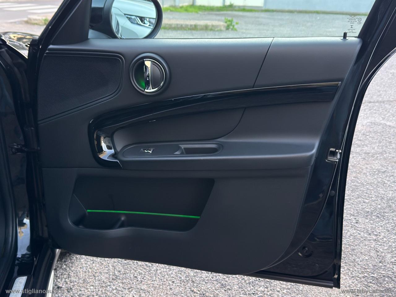 MINI Mini Cooper D Essential Countryman