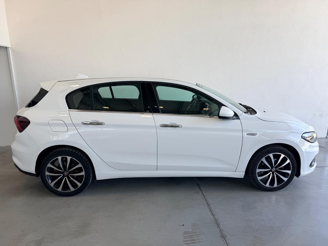 Fiat Tipo 1.6 Mjt 120 cv 5 porte berlina Lounge