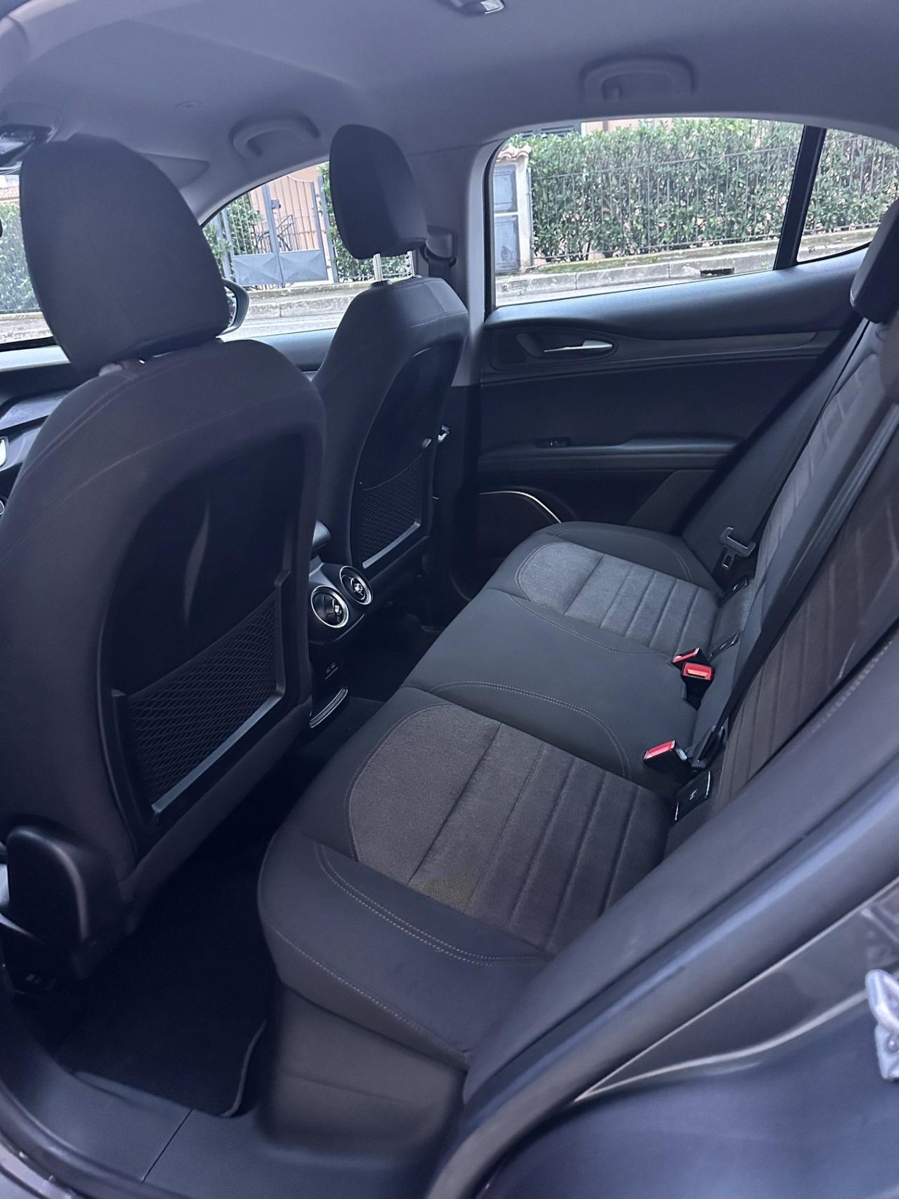Alfa Romeo Stelvio 2.2 Turbodiesel 190 CV AT8 Q4 Business