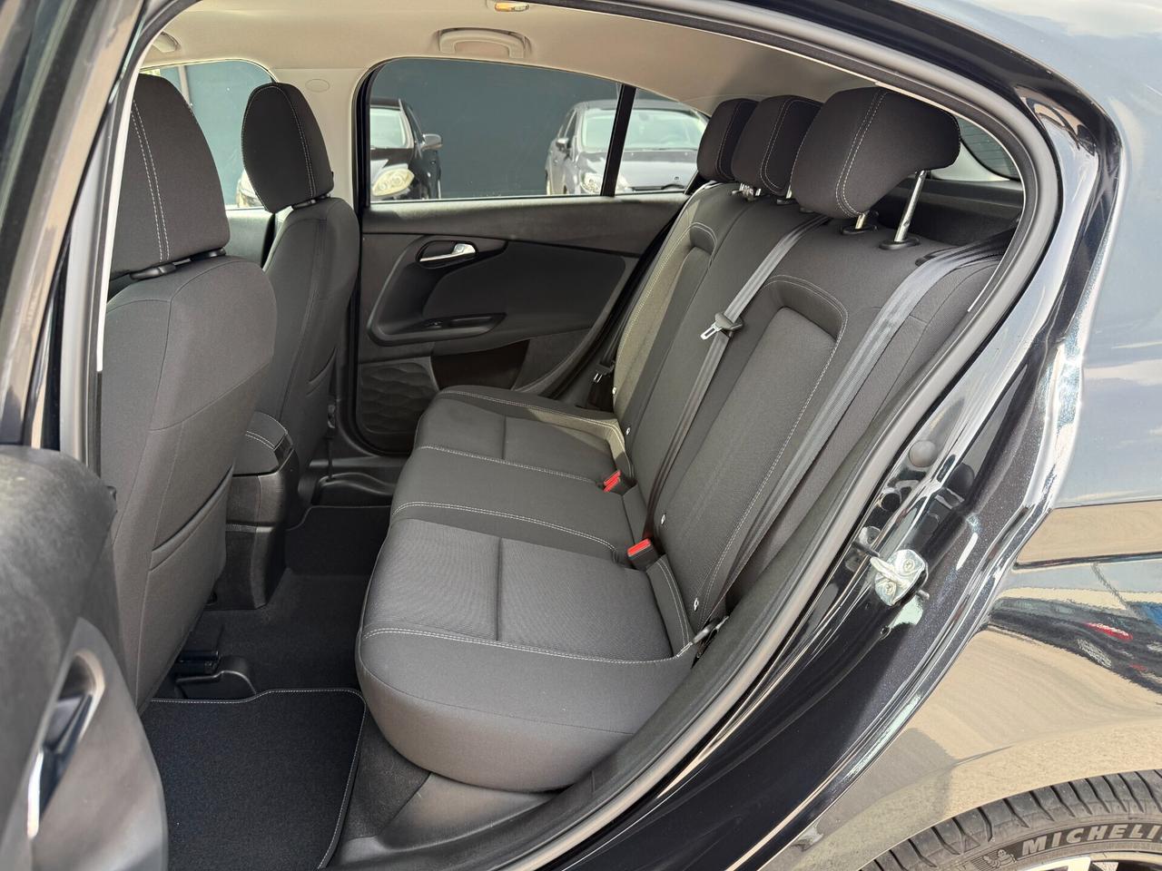 Fiat Tipo 1.6 Mjt S&S 5 porte S-Design