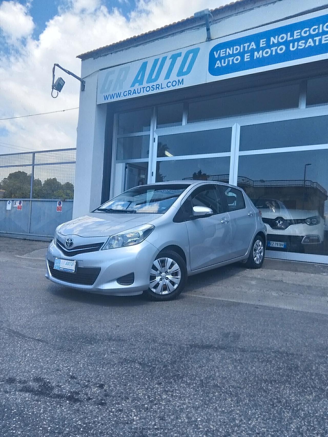 Toyota Yaris 1.0 5 porte Active