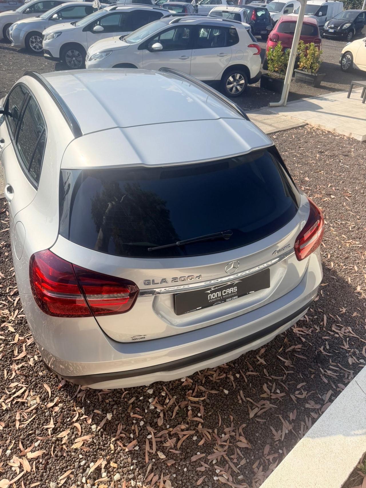 Mercedes-benz GLA 200 d Automatic 4Matic Business