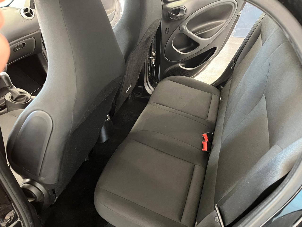 Smart ForFour 70 1.0 Youngster
