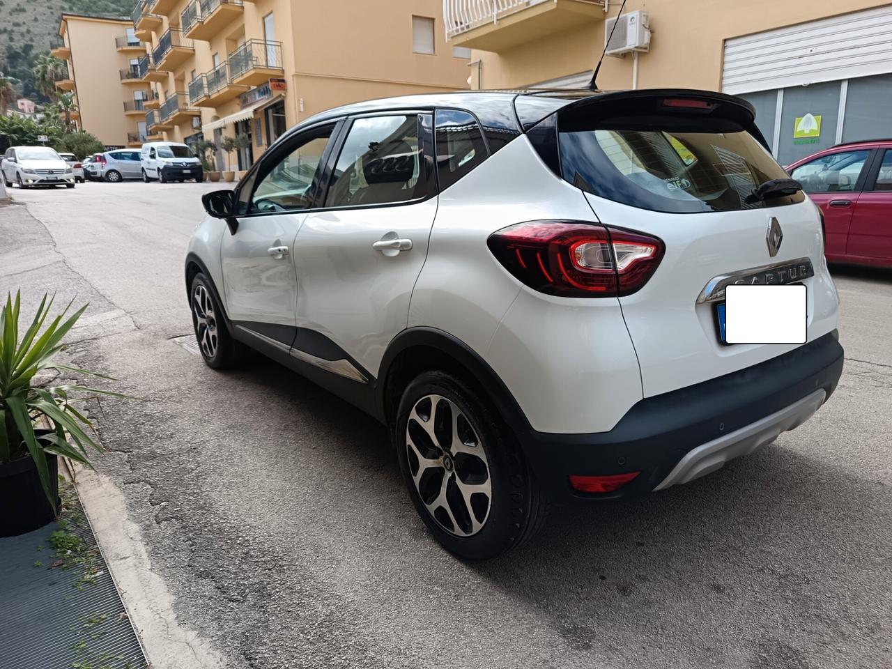 Renault Captur 1.0 Benz. 90 CV Techno Full Opt. km 34.000