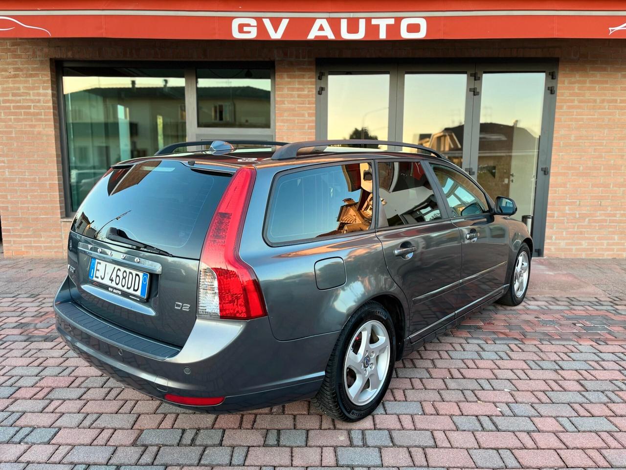 Volvo V50