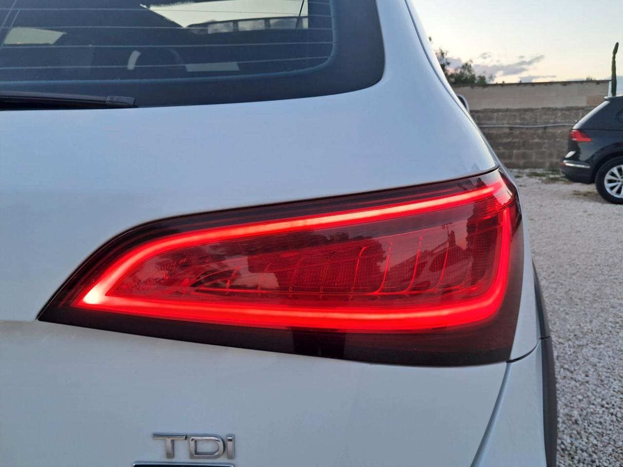 Audi Q5 2.0 TDI 190 CV-ALLROAD-TETTO*PELLE*XENON