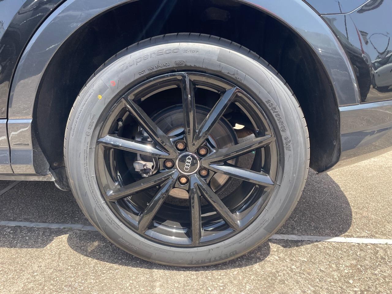 Audi Q3 35 TDI quattro S tronic Business