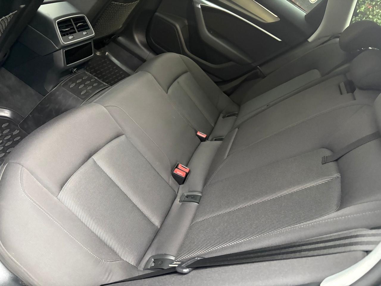 Audi A6 Avant 40 2.0 TDI quattro ultra S tronic Business Sport