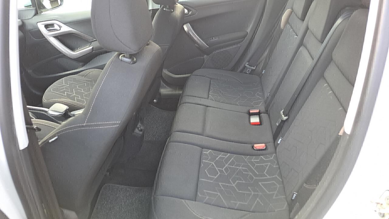 Peugeot 2008 1.2 Benzina PureTech 82 Active