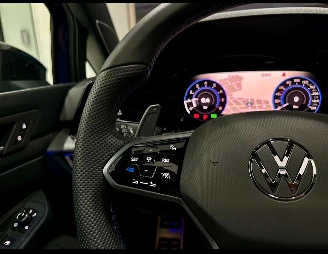 Volkswagen Golf 2.0 TSI R DSG 8 4motion 333cv NUOVA KM0