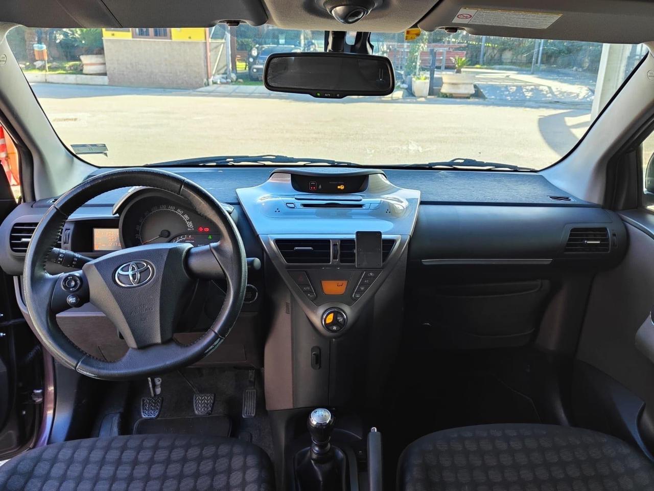 Toyota iQ 1.4 Diesel
