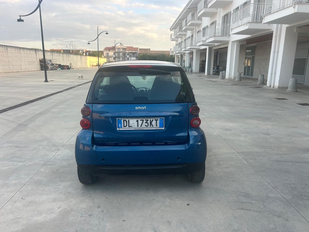 Smart ForTwo 1000 52 kW coupé pure