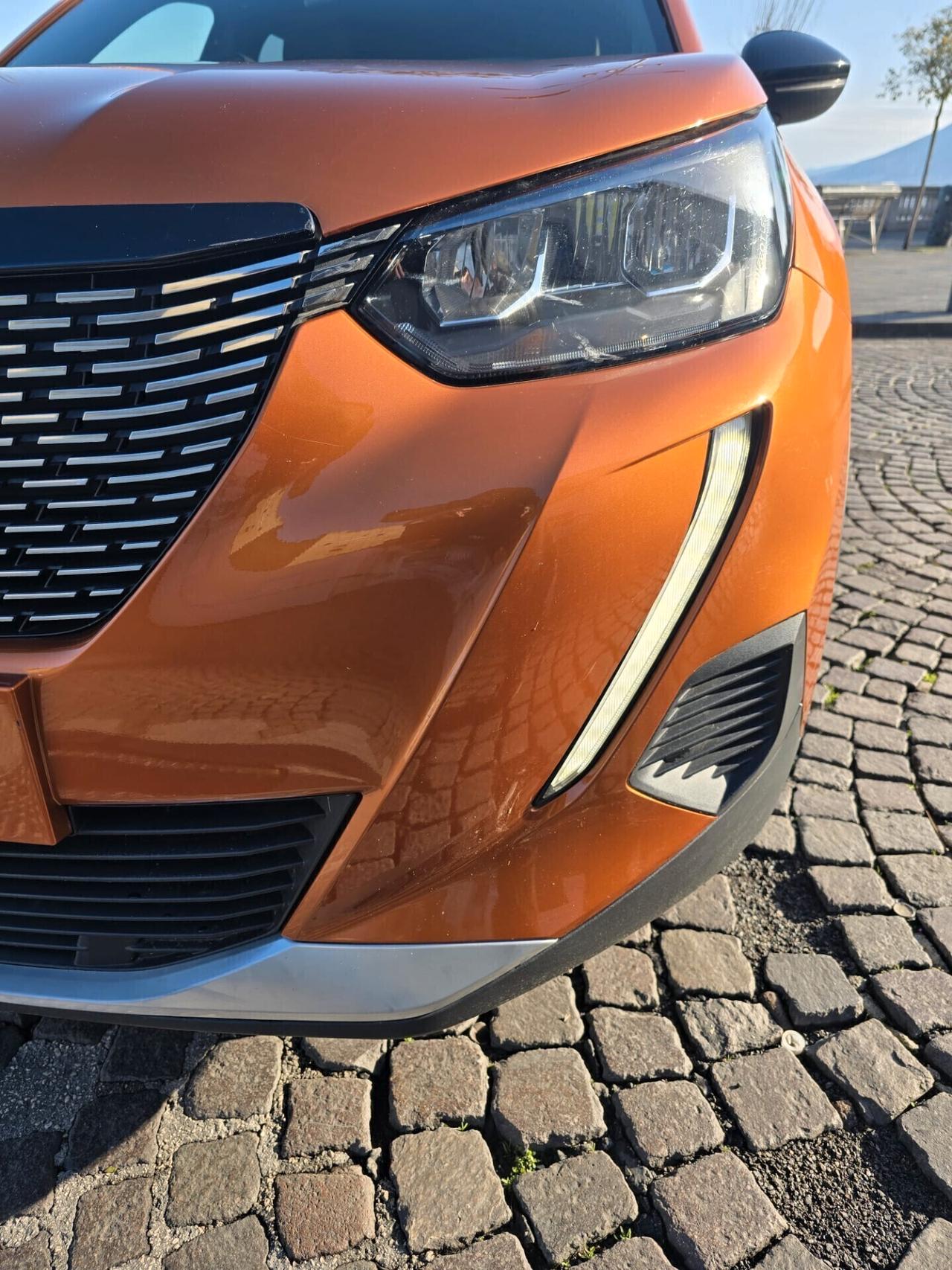 Peugeot 2008 PureTech 100 S&S Allure